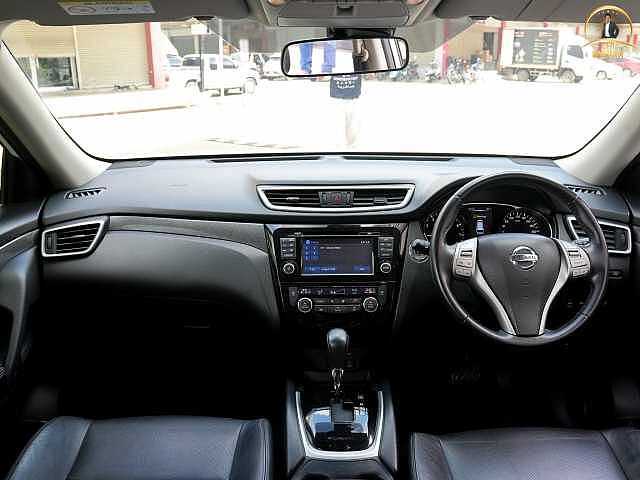 Nissan X-Trail 2.5 V 4WD 4กพ 6431