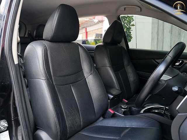 Nissan X-Trail 2.0 V 4WD 4 ขค 7803