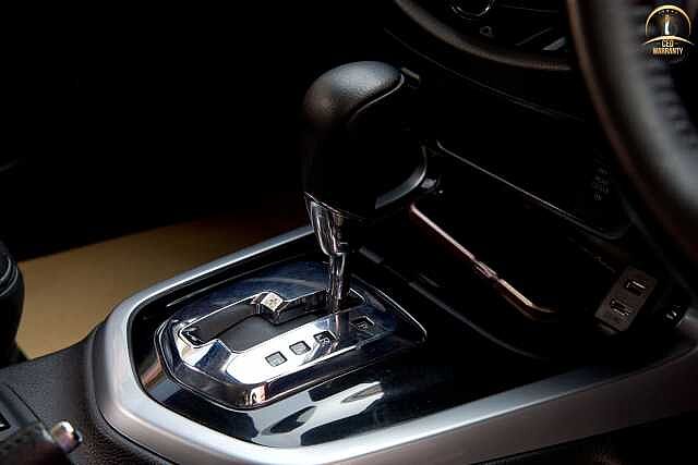 Nissan Terra 2.3 VL 2WD 9กช 8751