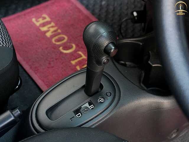 Nissan March 1.2 E 8กภ 6768