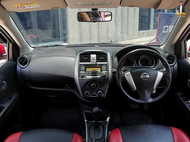 Nissan Almera 1.2 E Sportech 6กศ 2522