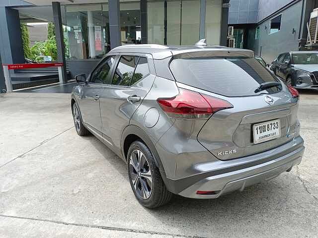 Nissan Kicks V