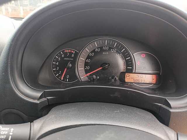 Nissan March E XTRONIC CVT FWD 1.2i