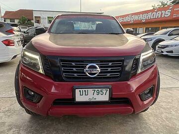 Nissan NP300 King Cab 2dr Ext. Cab Calibre E 6sp RWD 2.5DCT (Black Edition) สีแดง