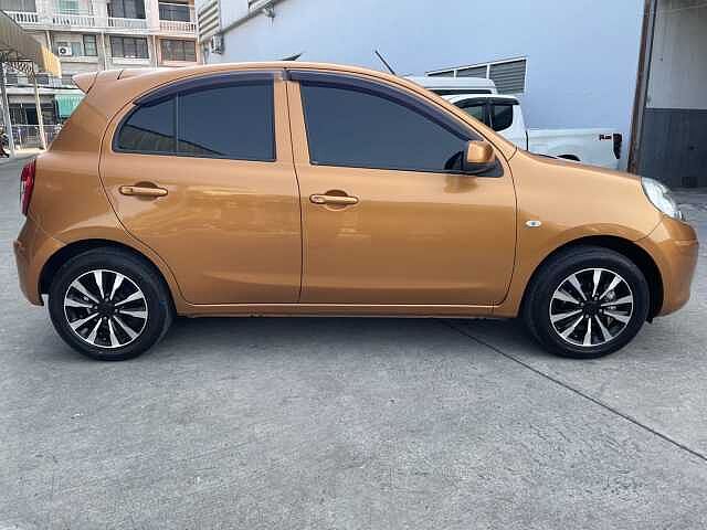 Nissan March A